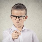 قصة قصيرة عن التواضع للاطفال الولد المغرور